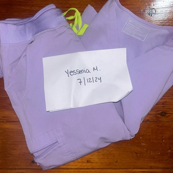 FIGS - Picture 1 of 1